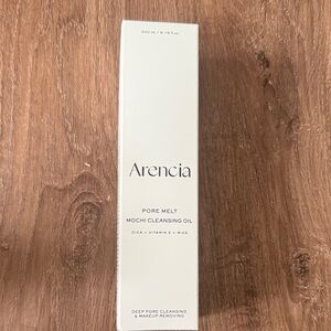 Pore Melt Mochi Cleansing Oil - White